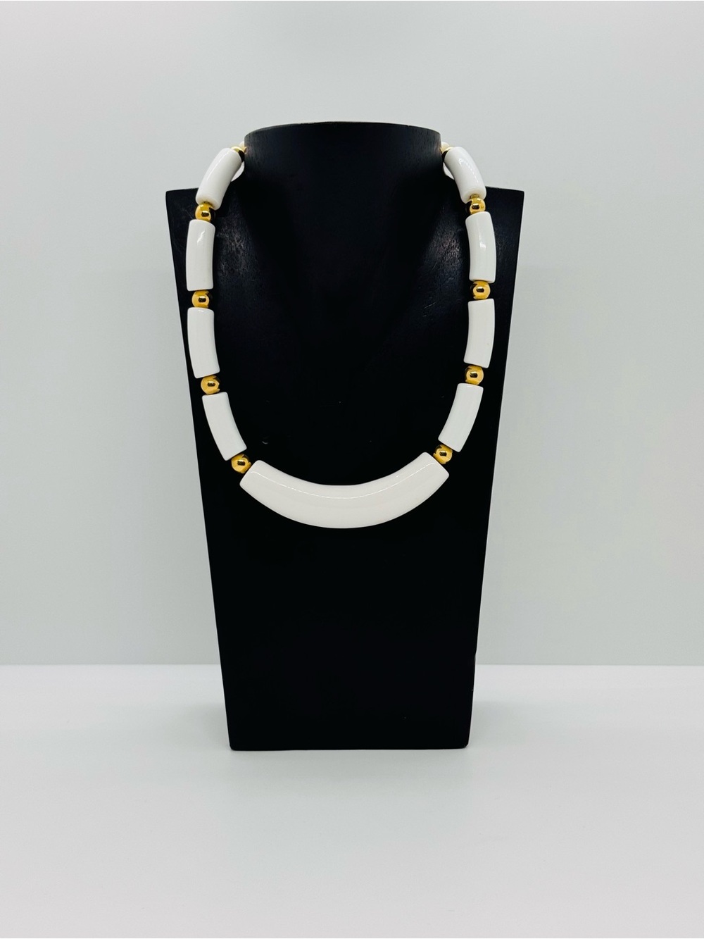Vintage Napier White Lucite & Gold Choker 16" SIGNED